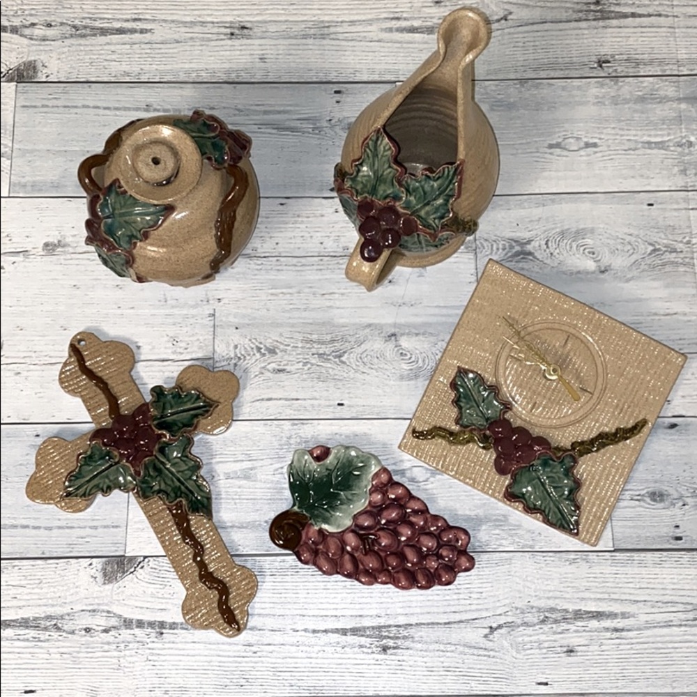 5 piece grape pottery - 2 signed Kausalik